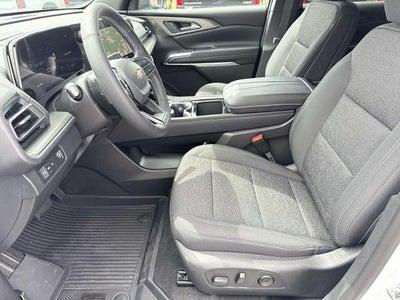 2027 Chevrolet Traverse LT w/1LT