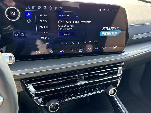 2025 Chevrolet Traverse LT w/1LT