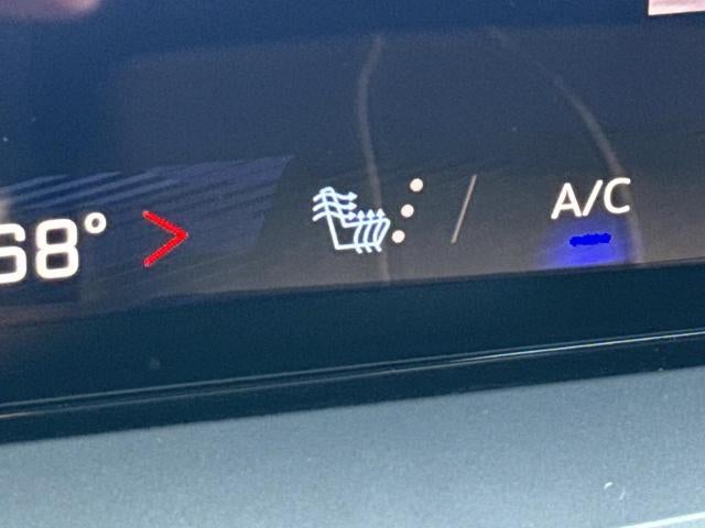 2025 Chevrolet Traverse LT w/1LT