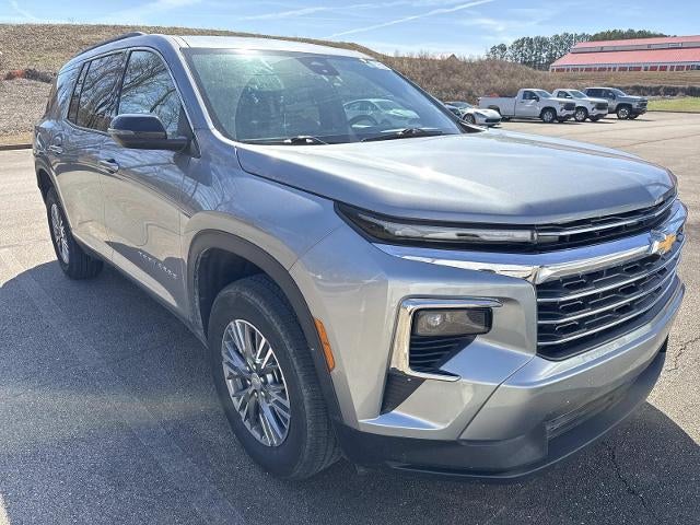 2025 Chevrolet Traverse LT w/1LT