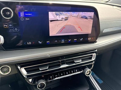 2025 Chevrolet Traverse LT w/1LT