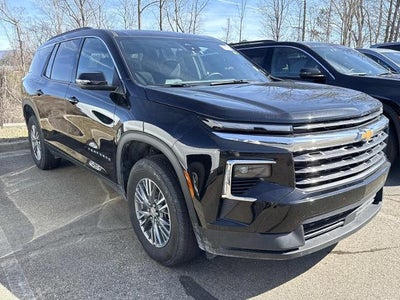 2025 Chevrolet Traverse LT w/1LT