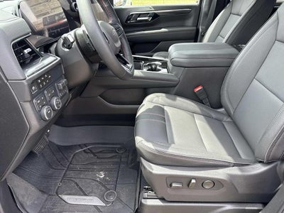 2026 Chevrolet Suburban 4WD RST