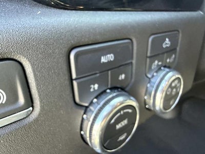 2024 GMC Sierra 1500 Crew Cab Short Box 4-Wheel Drive Elevation 3VL