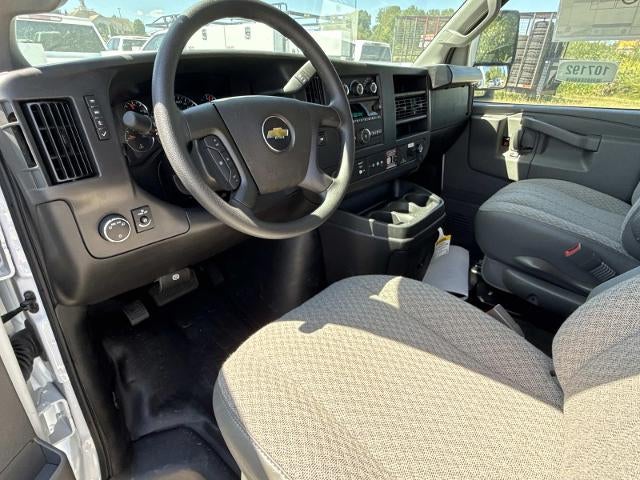 2026 Chevrolet Express Cutaway 3500 3500 Van 139"