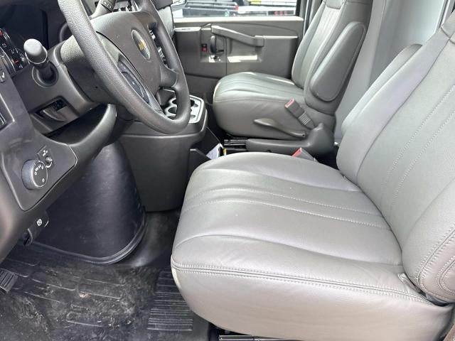 2026 Chevrolet Express Cutaway 3500 3500 Van 139"