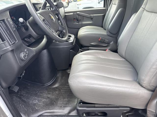 2026 Chevrolet Express Cutaway 3500 3500 Van 139"