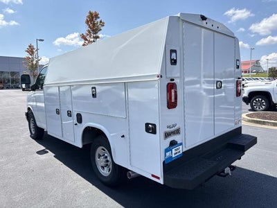 2026 Chevrolet Express Cutaway 3500 3500 Van 139"
