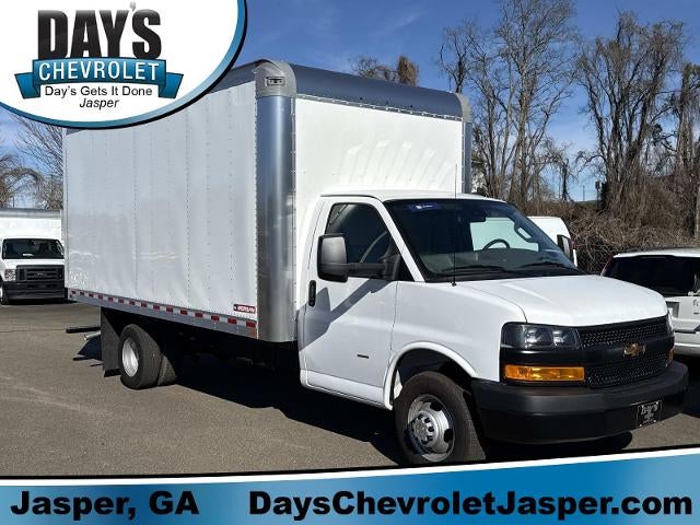 2025 Chevrolet Express Cutaway 3500 3500 Van 177"