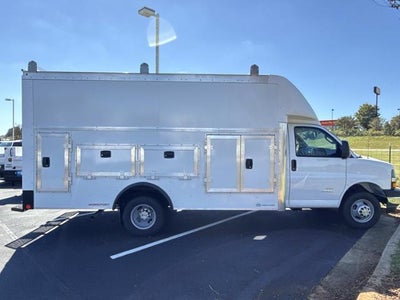 2026 Chevrolet Express Cutaway 4500 4500 Van 159"
