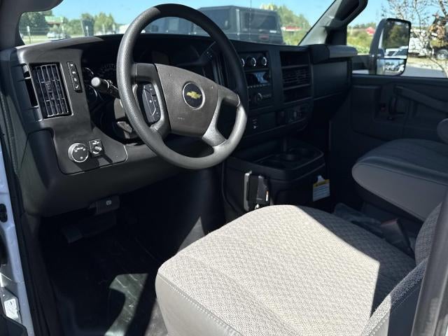 2026 Chevrolet Express Cutaway 4500 4500 Van 159"