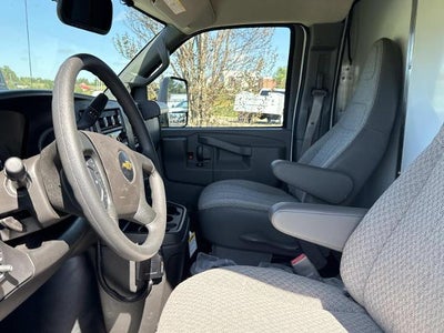 2026 Chevrolet Express Cutaway 4500 4500 Van 159"