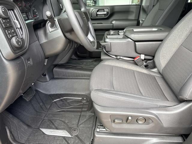 2026 Chevrolet Silverado 2500 HD Crew Cab Standard Box 4-Wheel Drive Custom