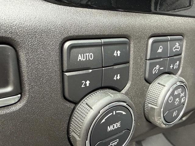 2025 Chevrolet Silverado 2500 HD Crew Cab Standard Box 4-Wheel Drive LTZ