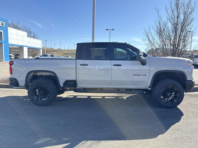 2026 Chevrolet Silverado 2500 HD Crew Cab Standard Box 4-Wheel Drive Custom