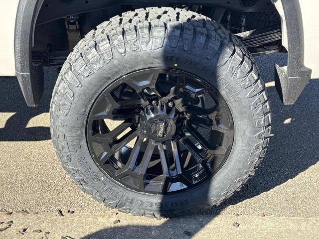 2026 Chevrolet Silverado 2500 HD Crew Cab Standard Box 4-Wheel Drive Custom