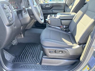 2026 Chevrolet Silverado 2500 HD Crew Cab Standard Box 4-Wheel Drive Custom