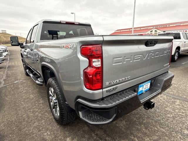 2026 Chevrolet Silverado 2500 HD Crew Cab Standard Box 4-Wheel Drive Custom