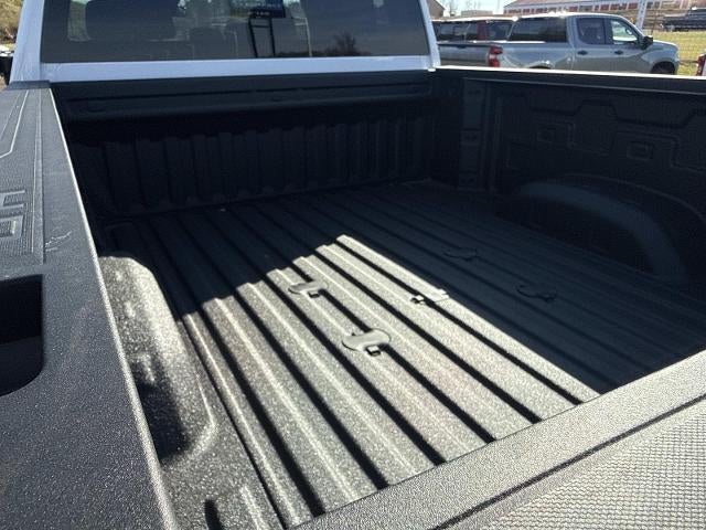 2026 Chevrolet Silverado 2500 HD Crew Cab Standard Box 4-Wheel Drive Custom