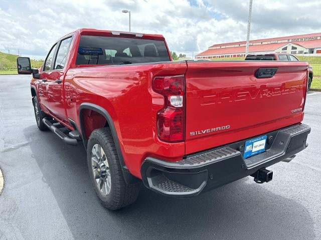 2026 Chevrolet Silverado 2500 HD Crew Cab Standard Box 4-Wheel Drive Custom