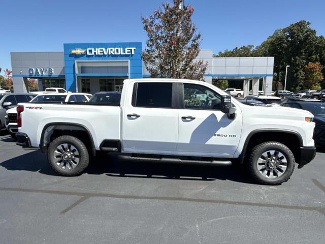2026 Chevrolet Silverado 2500 HD Crew Cab Standard Box 4-Wheel Drive Custom