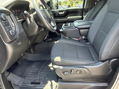 2025 Chevrolet Silverado 2500 HD Crew Cab Standard Box 4-Wheel Drive Custom