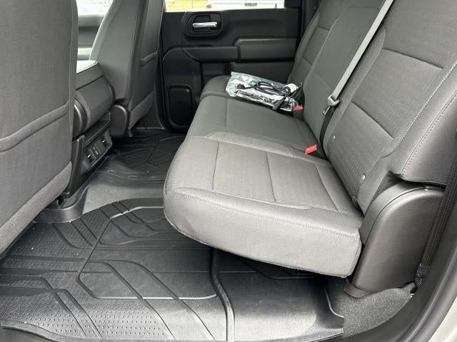 2026 Chevrolet Silverado 2500 HD Crew Cab Standard Box 4-Wheel Drive Custom