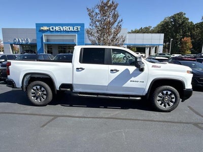 2026 Chevrolet Silverado 2500 HD Crew Cab Standard Box 4-Wheel Drive Custom