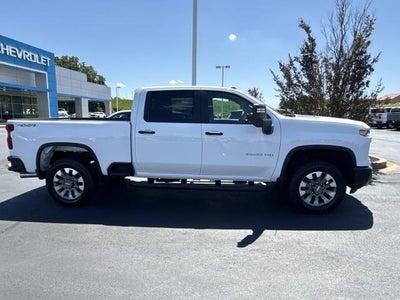2026 Chevrolet Silverado 2500 HD Crew Cab Standard Box 4-Wheel Drive Custom