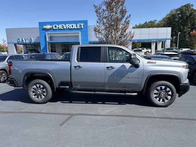 2026 Chevrolet Silverado 2500 HD Crew Cab Standard Box 4-Wheel Drive Custom