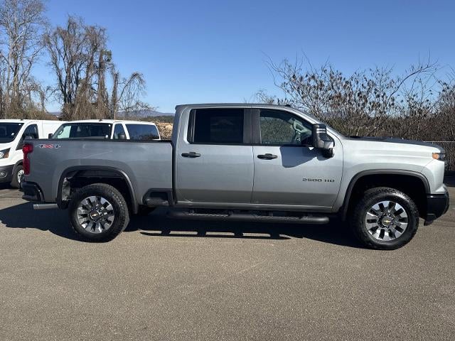 2025 Chevrolet Silverado 2500 HD Crew Cab Standard Box 4-Wheel Drive Custom