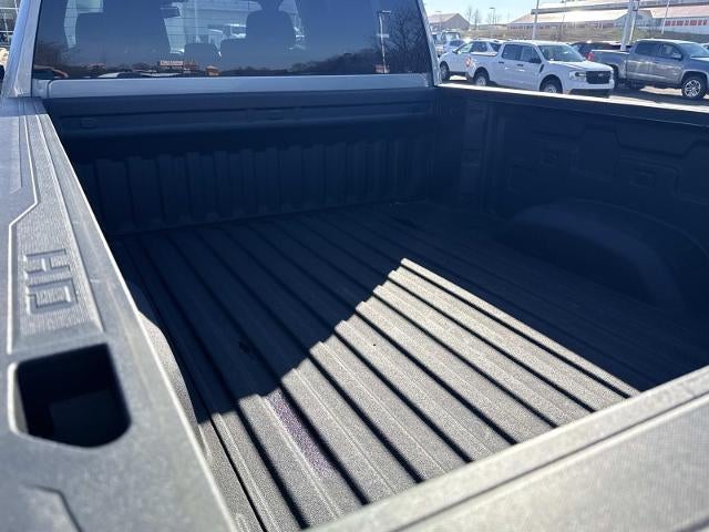 2025 Chevrolet Silverado 2500 HD Crew Cab Standard Box 4-Wheel Drive Custom