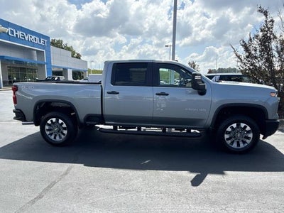 2026 Chevrolet Silverado 2500 HD Crew Cab Standard Box 4-Wheel Drive Custom
