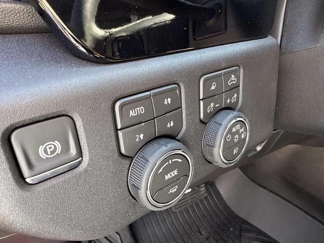 2026 Chevrolet Silverado 2500 HD Crew Cab Standard Box 4-Wheel Drive LT