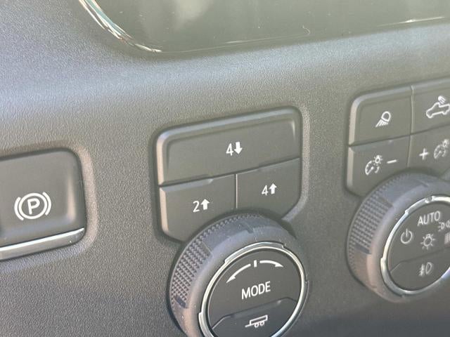 2026 Chevrolet Silverado 2500 HD Crew Cab Standard Box 4-Wheel Drive LT