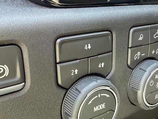 2026 Chevrolet Silverado 2500 HD Crew Cab Standard Box 4-Wheel Drive LT