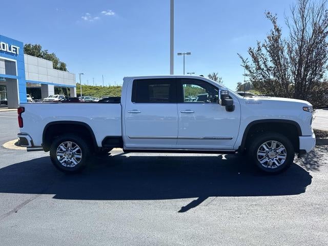 2026 Chevrolet Silverado 2500 HD Crew Cab Standard Box 4-Wheel Drive High Country