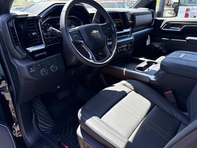 2026 Chevrolet Silverado 2500 HD Crew Cab Standard Box 4-Wheel Drive High Country