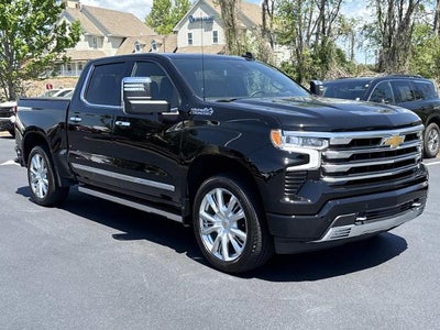 2024 Chevrolet Silverado 1500 Crew Cab Short Box 4-Wheel Drive High Country