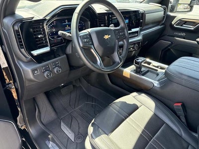 2024 Chevrolet Silverado 1500 Crew Cab Short Box 4-Wheel Drive High Country