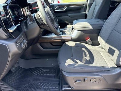 2026 Chevrolet Silverado 1500 Crew Cab Short Box 4-Wheel Drive RST