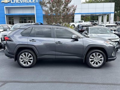 2025 Toyota RAV4 XLE Premium FWD (Natl)