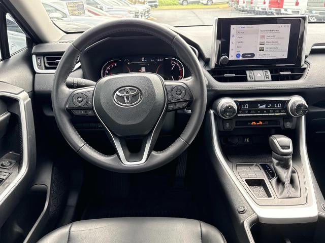 2025 Toyota RAV4 XLE Premium FWD (Natl)