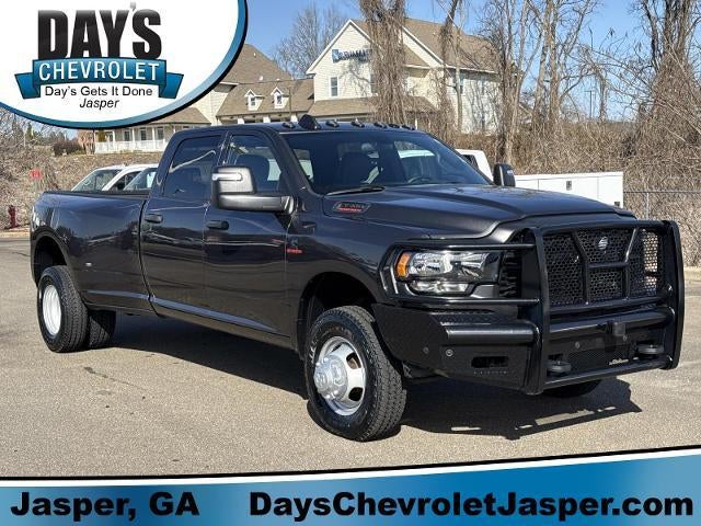 2024 RAM 3500 Tradesman 4x4 Crew Cab 8' Box