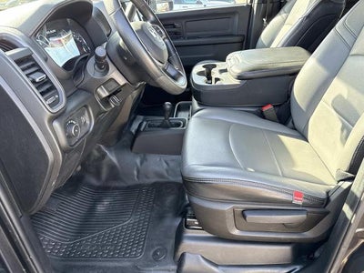 2024 RAM 3500 Tradesman 4x4 Crew Cab 8' Box