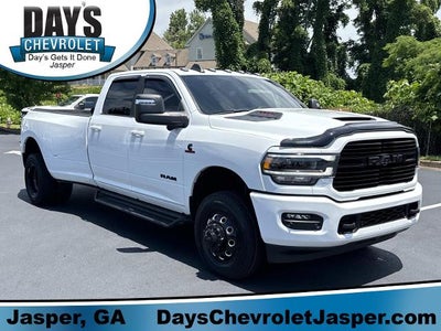 2024 RAM 3500 Laramie 4x4 Crew Cab 8' Box
