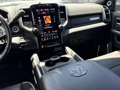 2024 RAM 3500 Laramie 4x4 Crew Cab 8' Box