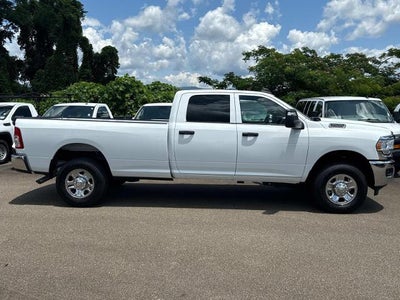2023 RAM 2500 Tradesman 4x4 Crew Cab 8' Box