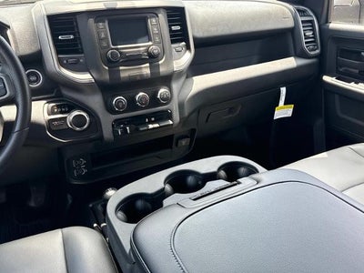 2023 RAM 2500 Tradesman 4x4 Crew Cab 8' Box