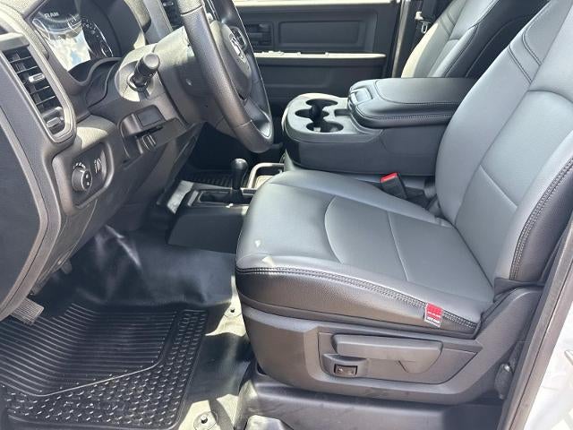 2023 RAM 2500 Tradesman 4x4 Crew Cab 8' Box